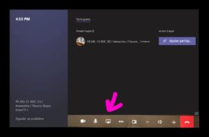 L'image représente "Microsoft Teams Room et double écran : qu'est ce que je vois sur les écrans de ma salle de réunion ?" par Wipple - Vous allez aimer vos salles de réunion.
