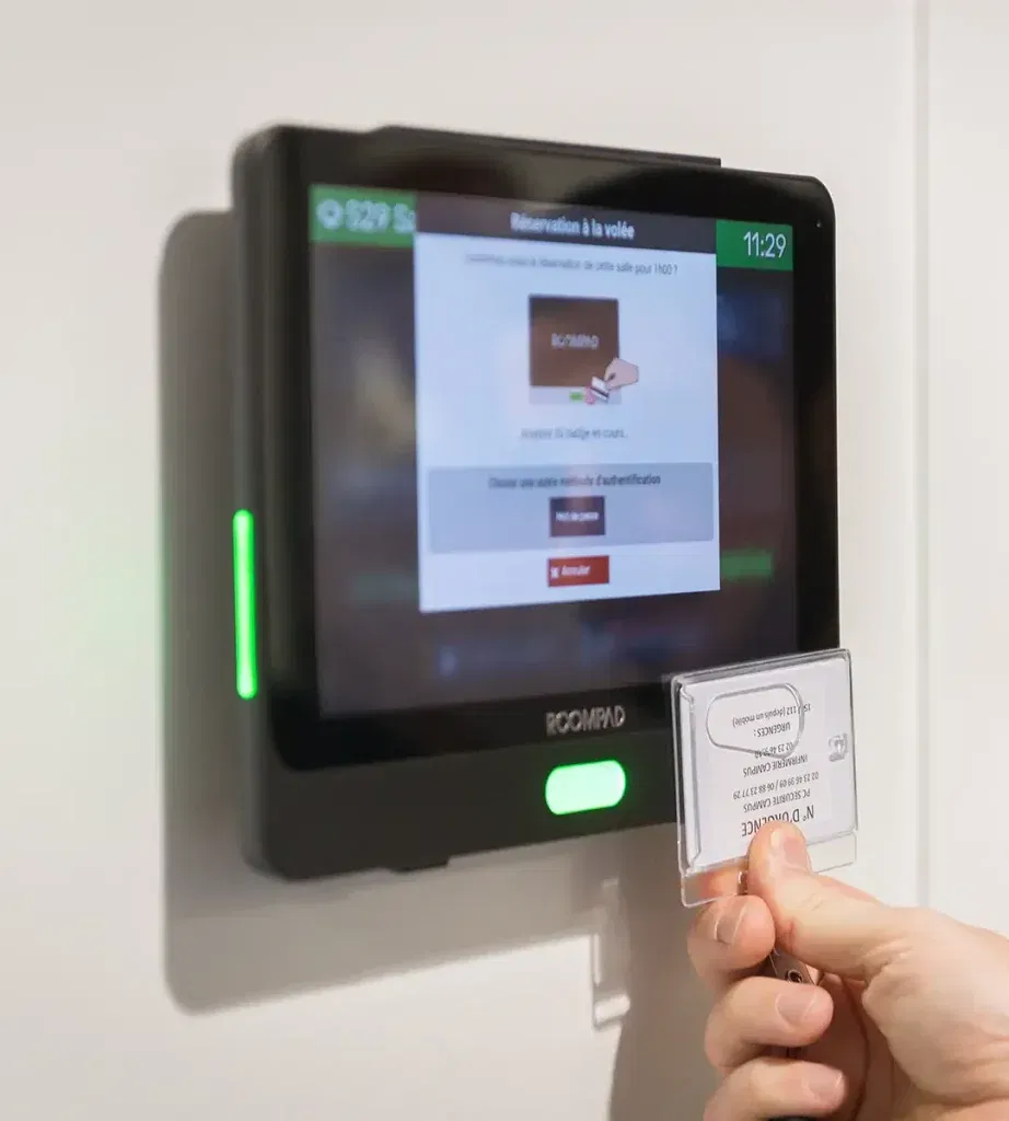 L'image représente "LP - Réservations de salles" par Wipple - Vous allez aimer vos salles de réunion.