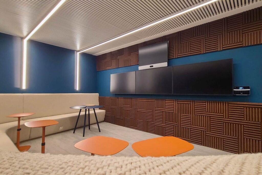 L'image représente "JLL Bruxelles : Un écosystème collaboratif optimisé avec Cisco et Wipple" par Wipple - Vous allez aimer vos salles de réunion.