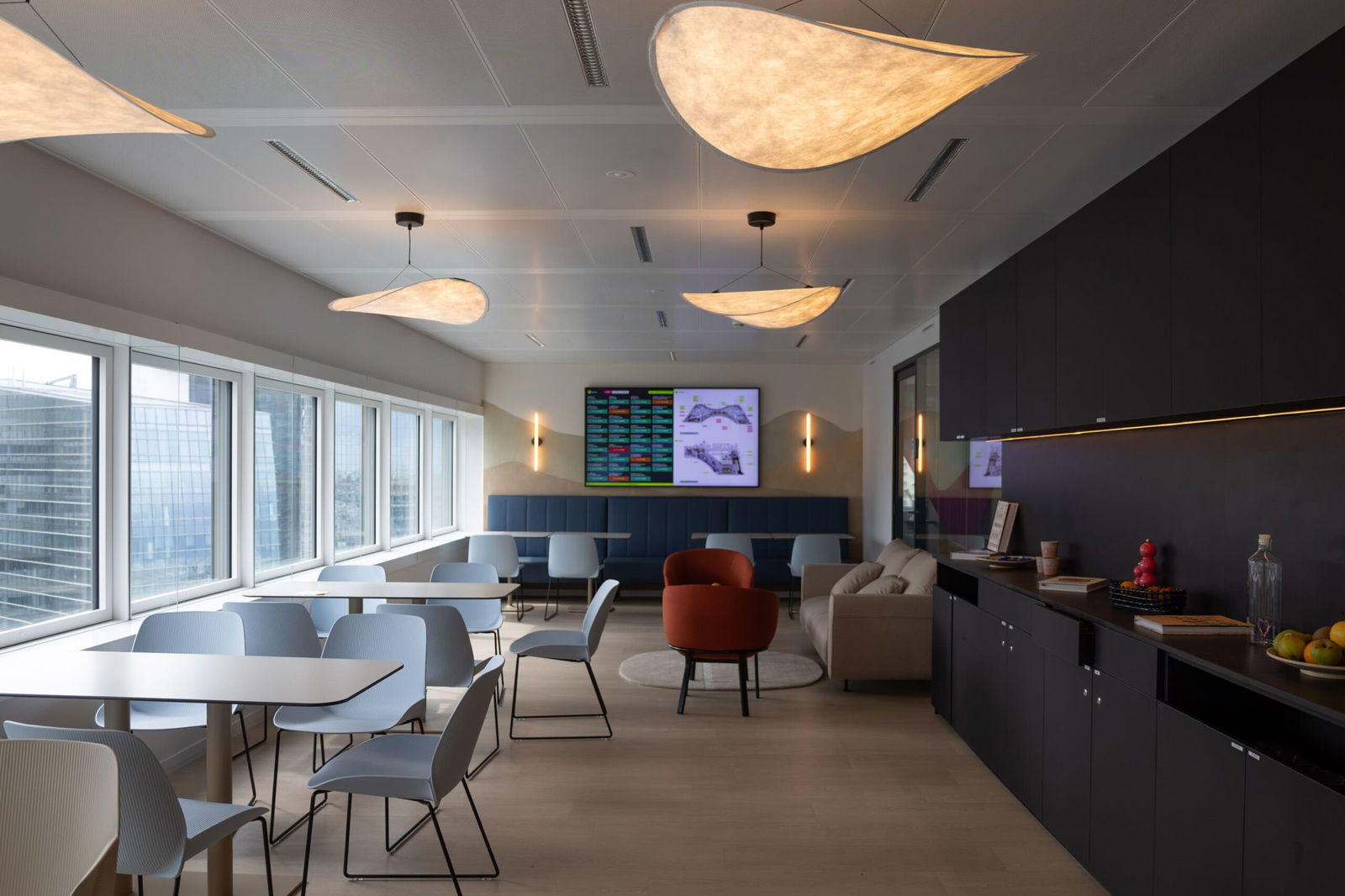 L'image représente "Interopérabilité, design, simplicité : l’expérience Cisco chez Kyriba" par Wipple - Vous allez aimer vos salles de réunion.