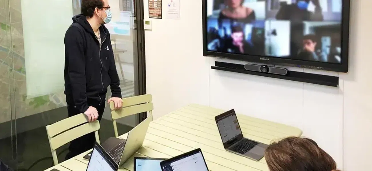 salle-de-reunion-google-meet-hardware